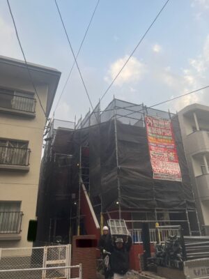 西区 住宅仮設足場工事